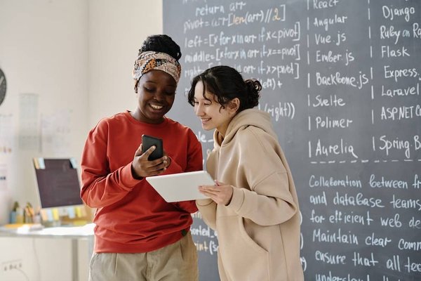 ChatGPT gratuit : les fonctions disponibles pour aider les enseignants